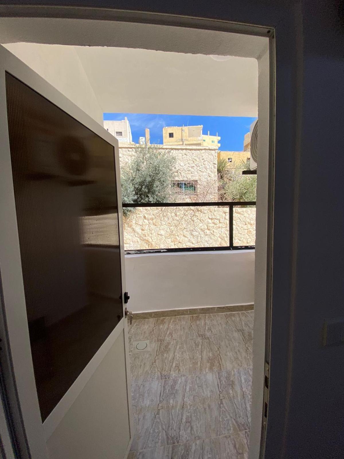 Petra Main Gate Studios Wadi Musa Room photo